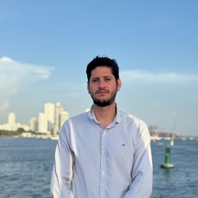 Trabajo para niñera en Quito: Jorge