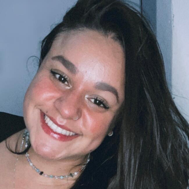 Babysitter in Barueri: Larissa