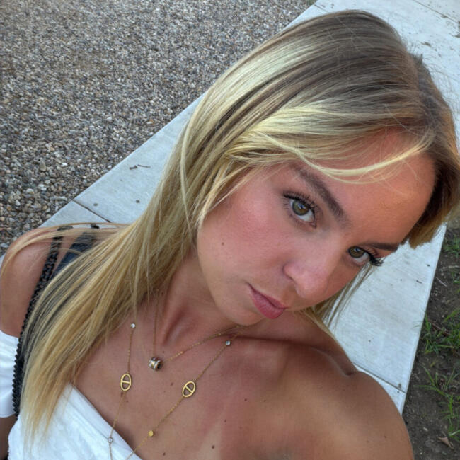 Babysitter in Sydney: Ambre