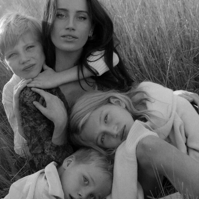 Babysitter Job in Roeser: Ella