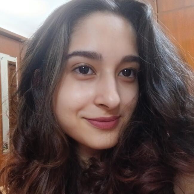Babysitter in Delhi: Sumedha