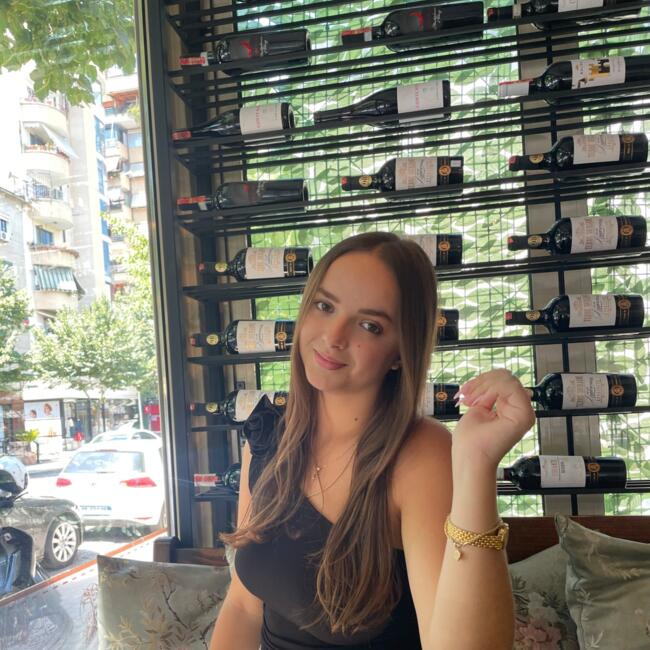 Babysitter in München: Grasjela