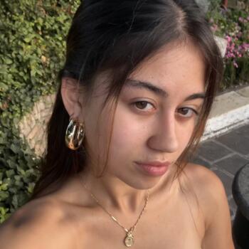 Babysitter Caparica: Leonor