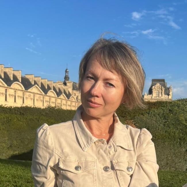 Babysitter in Bénesse-Maremne: Yuliya