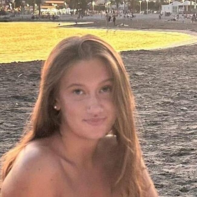 Babysitter in Drancy: Tessa