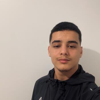 Babysitter in Rosny-sous-Bois: Younes