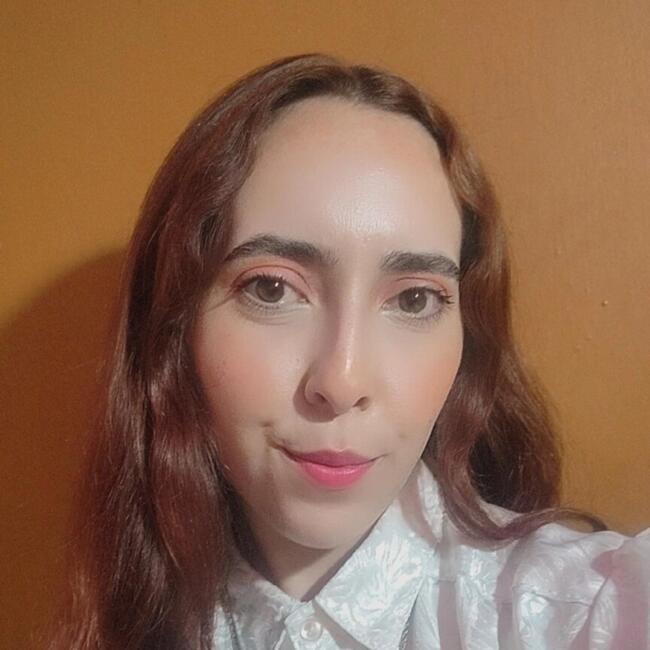 Babysitter in Moreno: Celeste