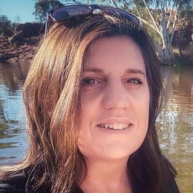 Babysitter in Brisbane: Sharon 'Rose'