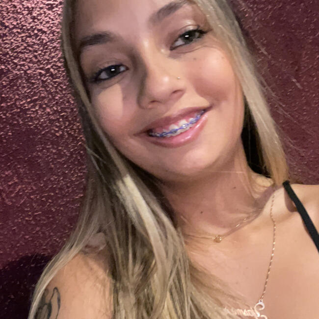 Babá em Cândido Mota: Yasmin