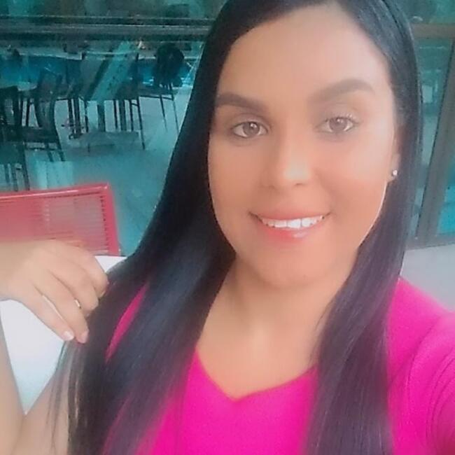 Babá em Recife: Mayara