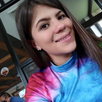 Babysitter in San Isidro de El General: Nicole