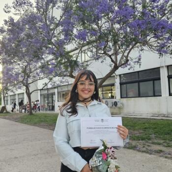 Babysitter La Plata: Florencia