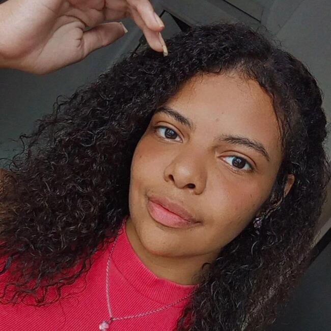 Babysitter in Santos: Kathryn