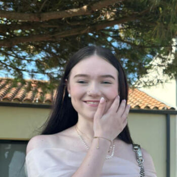 Babysitter in Gif-sur-Yvette: Cléa