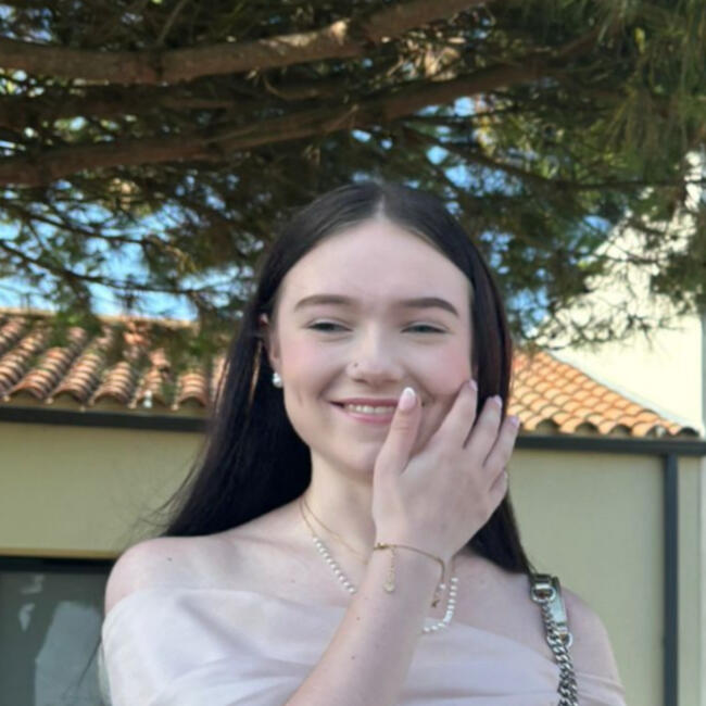 Babysitter in Gif-sur-Yvette: Cléa