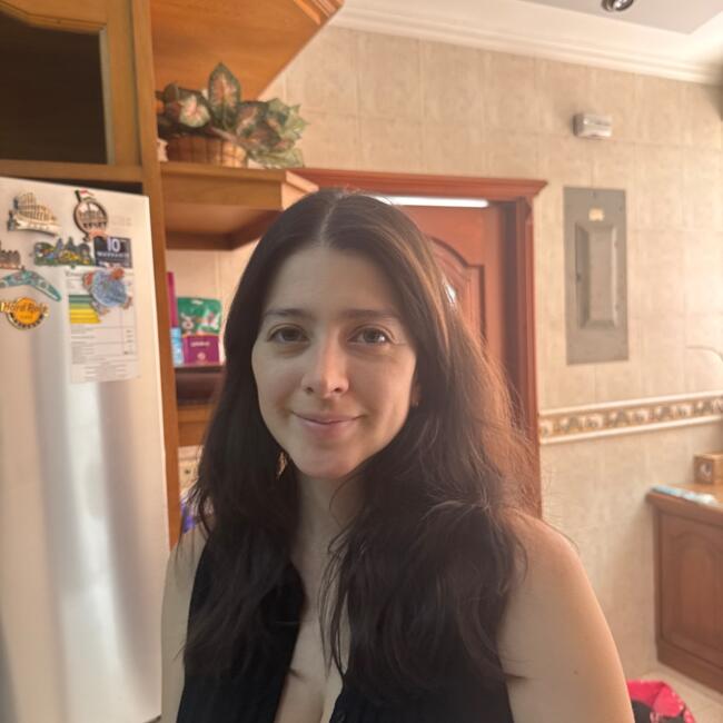 Δουλειά για babysitter στην περιοχή Floridablanca: Silvia Bernal