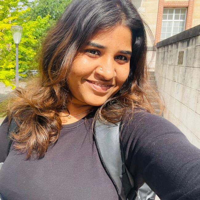 Babysitter in Paris: Soumyasree