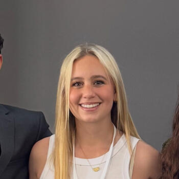 Babysitter in Gold Coast: Isabella