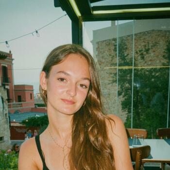 Babysitter in Le Petit-Quevilly: Garance