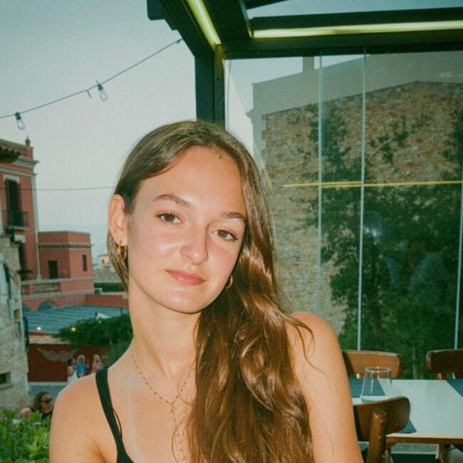 Babysitter in Le Petit-Quevilly: Garance