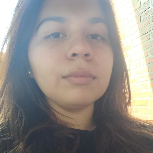 Babysitter in Albardón: Agostina