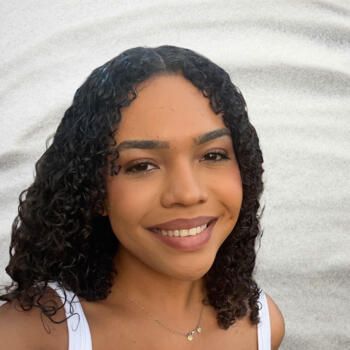 Babysitter in London: Sherkaya