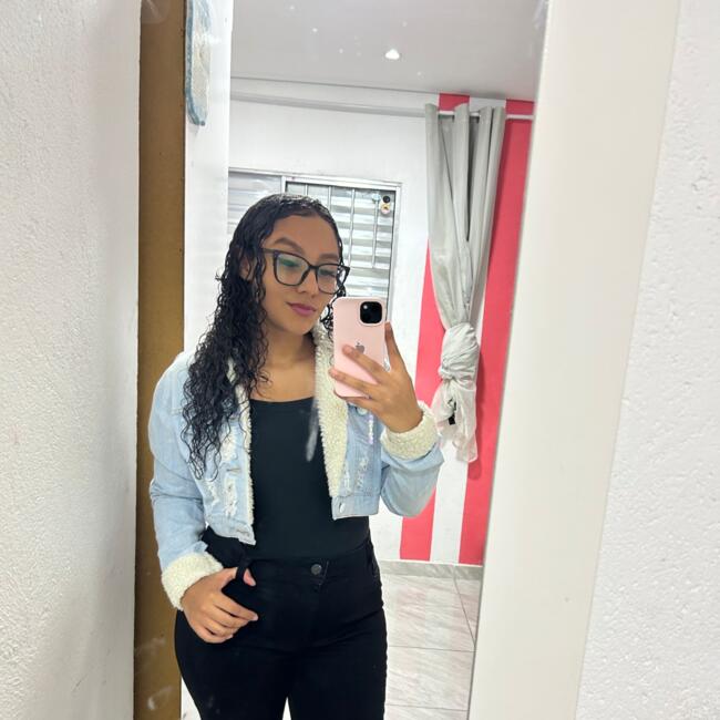 Babysitter in Suzano: Gabriela