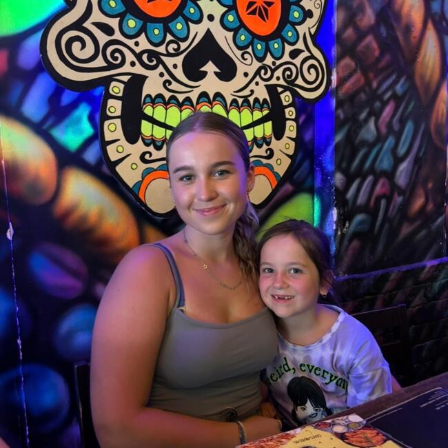 Babysitter in Dunedin: Mackenzie
