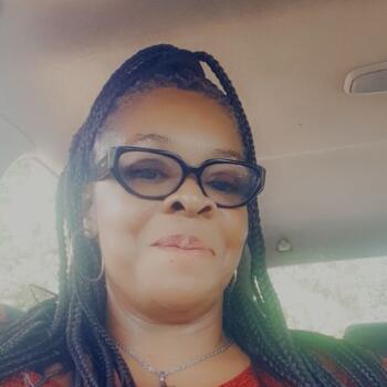 Babysitter in Montego Bay: Hyacinth