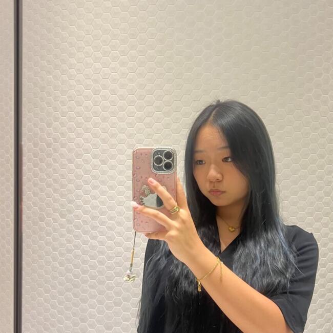 Babysitter in Singapore: Agatha
