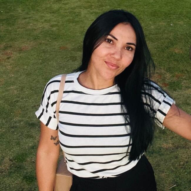 Babysitter in Brasília: Andreia