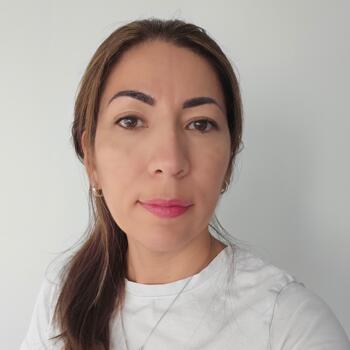 Babysitter London: Alejandra