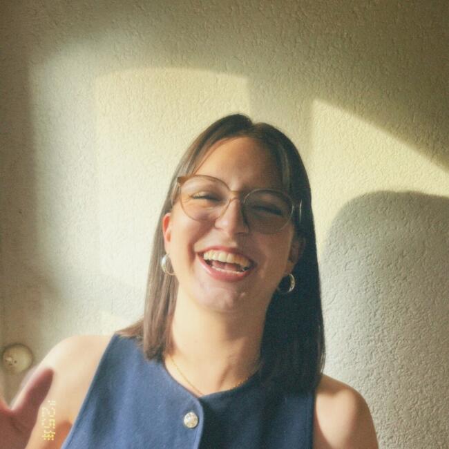 Babysitter a Gland: Julie