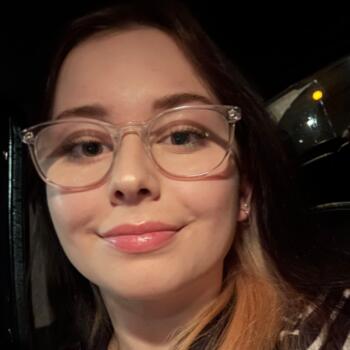 Babysitter in Cambridge: Chloe