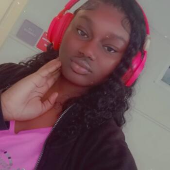 Babysitter in Orlando: Johnniya