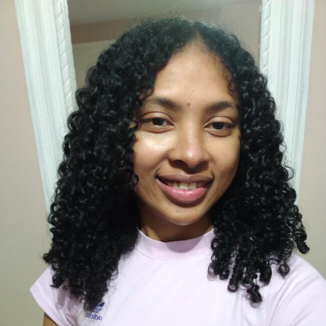 Babysitter in Luxembourg: Yvah