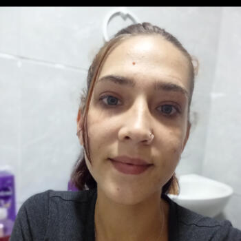 Babá em Recife: Heyly Marié