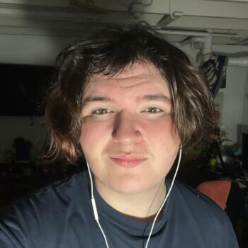 Babysitter in Sugar Grove (Illinois): Michael