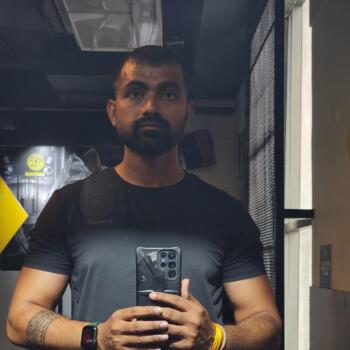 माता-पिता बंगलौर: Ravi