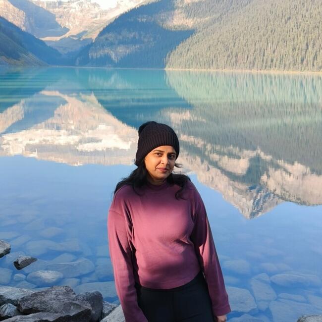 Babysitter in Mississauga: Mathi