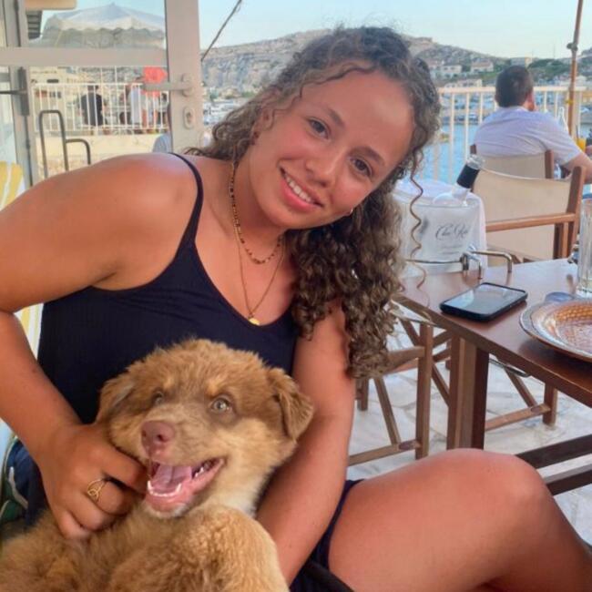 Babysitter in Vineuil: Thais