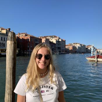 Babysitter in Ottignies-Louvain-la-Neuve: Clarisse