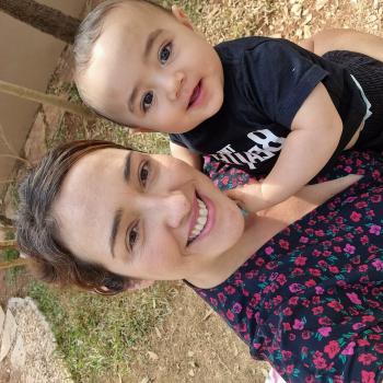 Emprego de babá em Brasília: emprego de babá FERNANDA