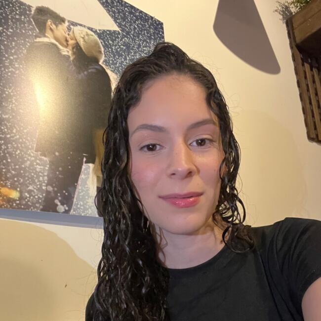Emprego de babá em Pirassununga: Camila