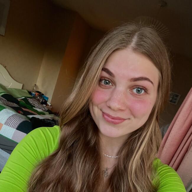 Babysitter in Lisbon: Lucie