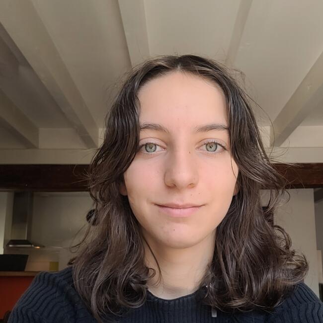 Babysitter in Fraisans: Clémentine