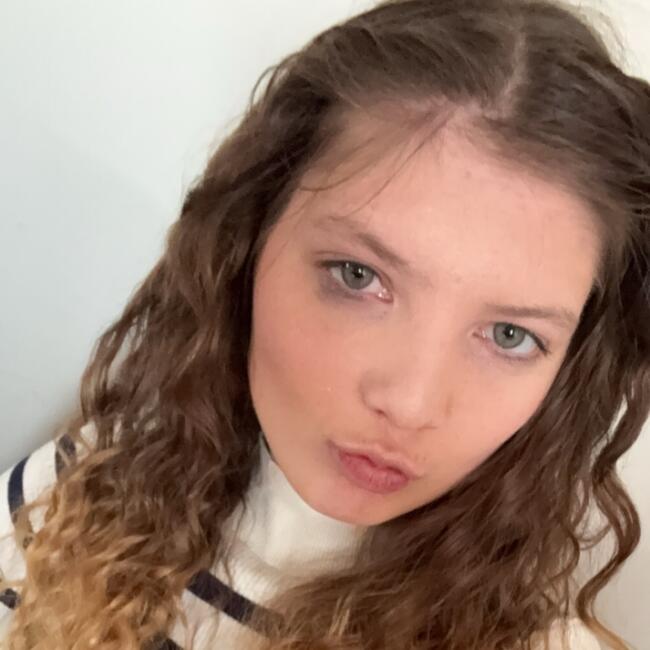 Babysitter in Cognac: Thyfanie