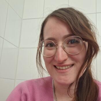 Babysitter in Martigny-Ville: Faustine