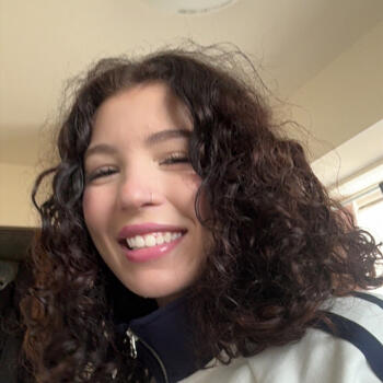 Babysitter in Sapporo: Sarah