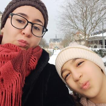 位于大诺瓦西的临时保姆: Kamelia